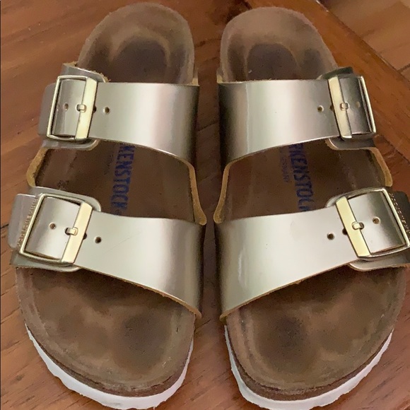 Birkenstock Shoes - Birkenstock gold Arizona